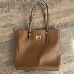 100% Authentic Mint Condition MK Purse